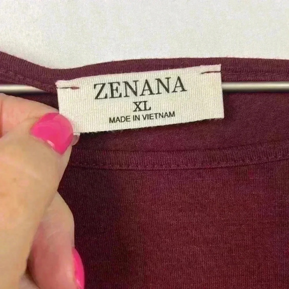 Zenana Women’s Color Block Top XL Red/Black Round Neck Pullover Curved Hem - Picture 3 of 10